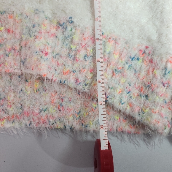 Free People cropped sweater, size large, NWT - Picture 7 of 8